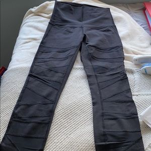 lululemon wunder under mesh